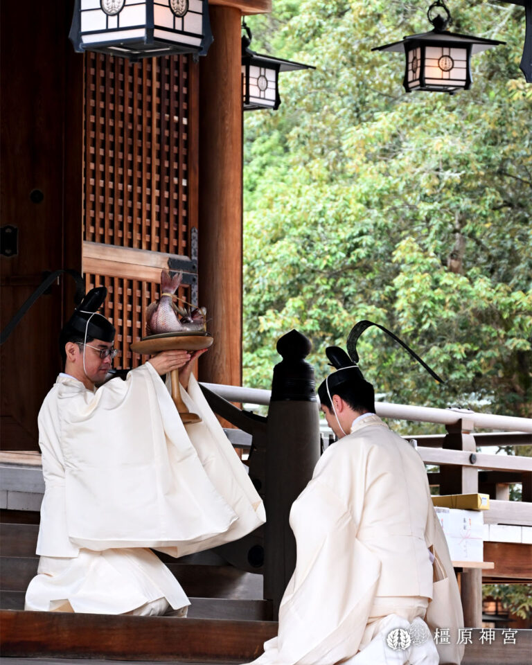 「秋季大祭」・「秋季献華祭」斎行の御報告 – 橿原神宮